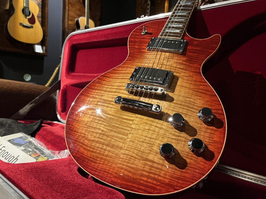 香川県坂出市より、Gibson Les Paul Standard 2017 HP エレキギターを
